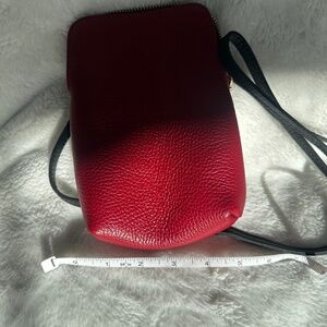 Leathe, Crossbody phone case